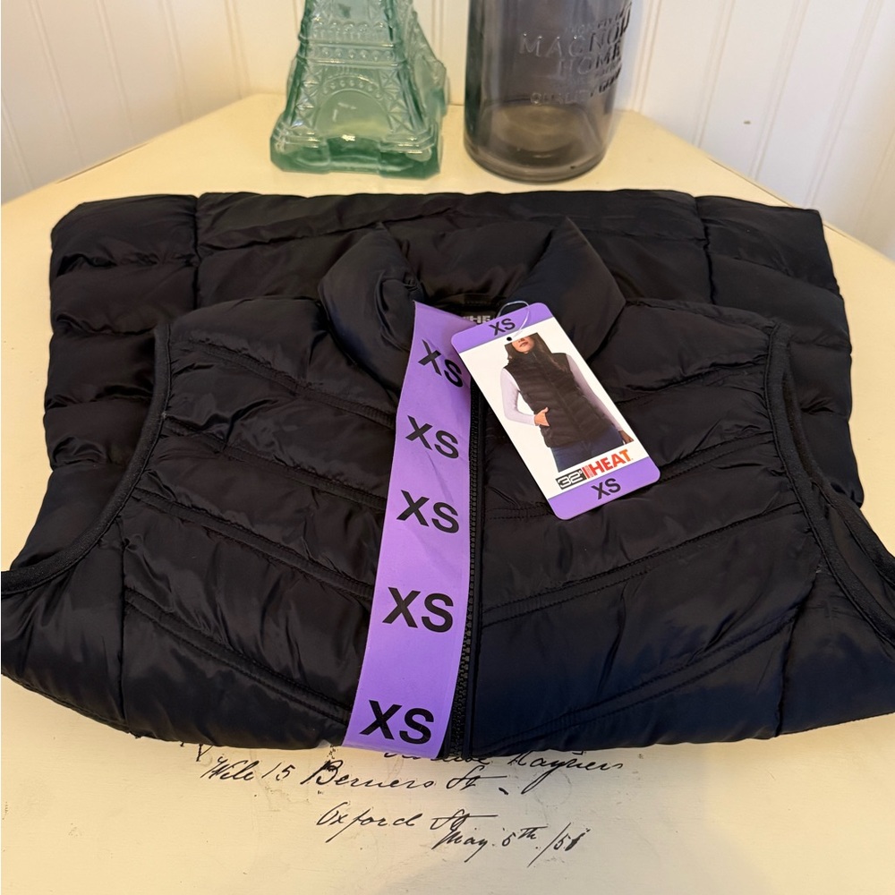 32 Degrees Quilted Black Vest - Picture 3 of 3